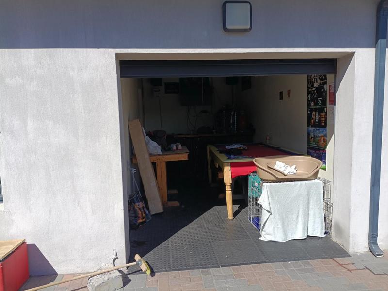 To Let 3 Bedroom Property for Rent in Goodwood Central Western Cape